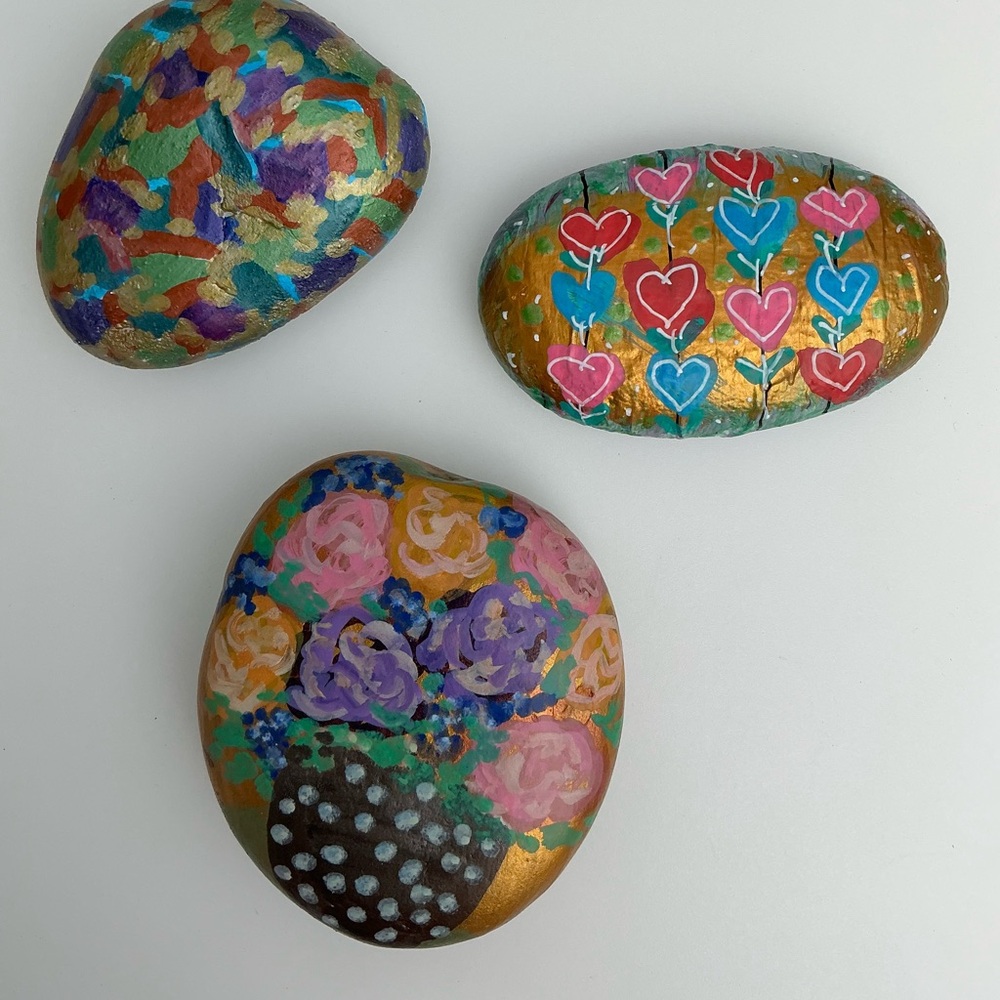 Set of 3 Original Acrylic Painted Rocks Signed by Elizabeth Harris Art